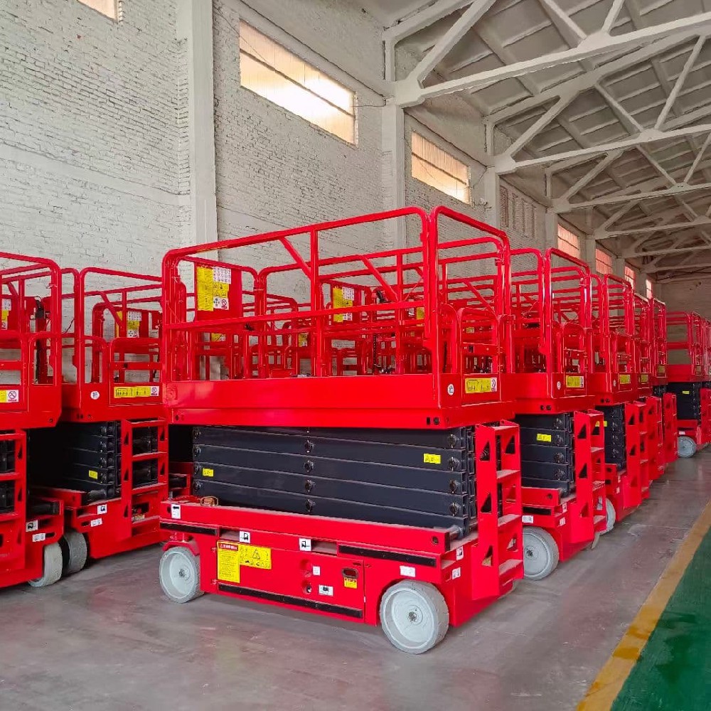 高端全自行升降平臺